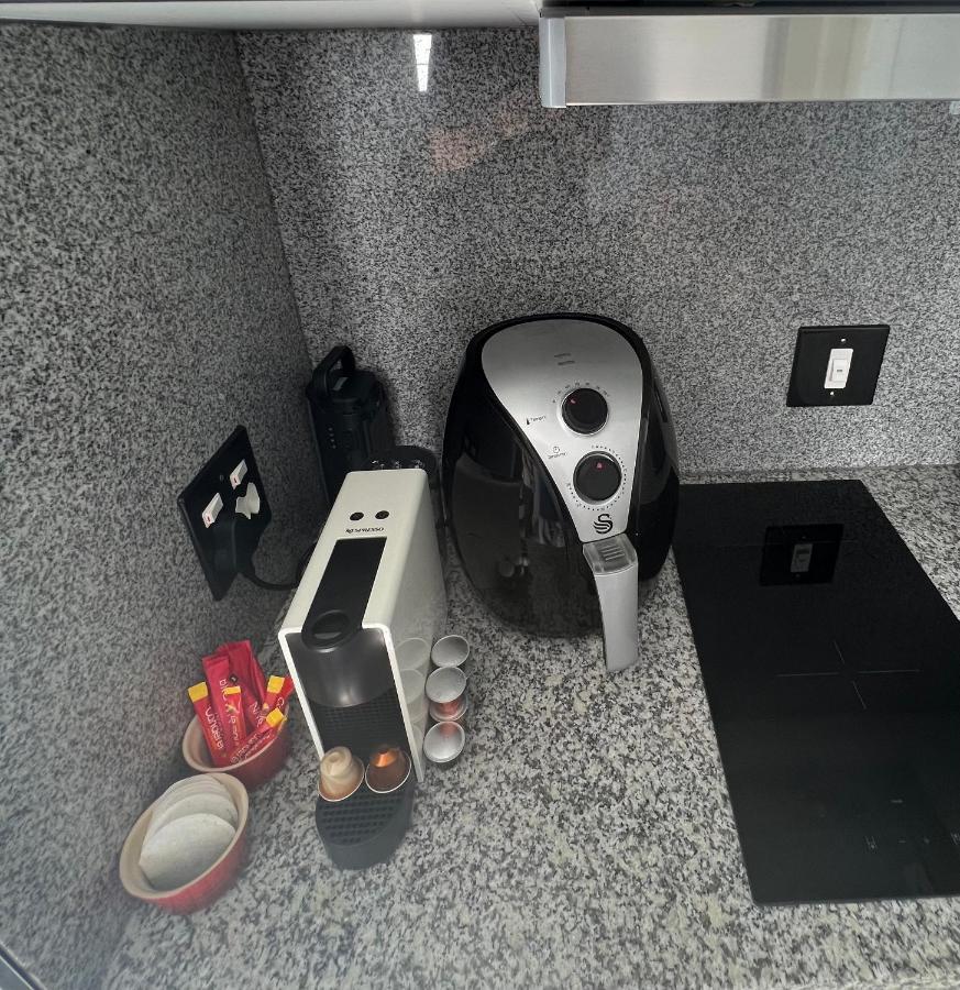 Flamingo Sea Point Sea View Luxury Best Position 1 Bedroom Apartment Queen Size Bed & Inverter For Tv Cape Town Ngoại thất bức ảnh